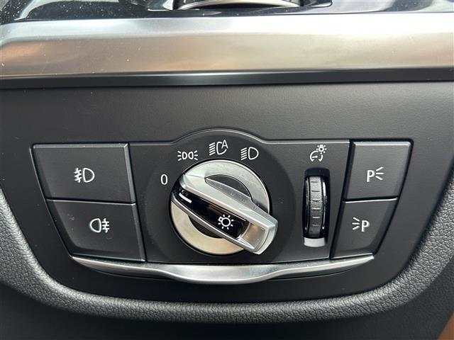 Ｘ３ ｘＤｒｉｖｅ　２０ｄ　Ｍスポーツ　純正ナビ・フルセグ・全周囲カメラ・パワーシート・シートヒーター・電動リアゲート・ブラスポ・ＨＵＤ・ドラレコ・ＥＴＣ・追従クルコン・コーナーセンサー・オートＬＥＤライト・パドルシフト・純正ＡＷ・禁煙車（13枚目）