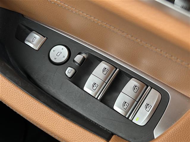 Ｘ３ ｘＤｒｉｖｅ　２０ｄ　Ｍスポーツ　純正ナビ・フルセグ・全周囲カメラ・パワーシート・シートヒーター・電動リアゲート・ブラスポ・ＨＵＤ・ドラレコ・ＥＴＣ・追従クルコン・コーナーセンサー・オートＬＥＤライト・パドルシフト・純正ＡＷ・禁煙車（15枚目）