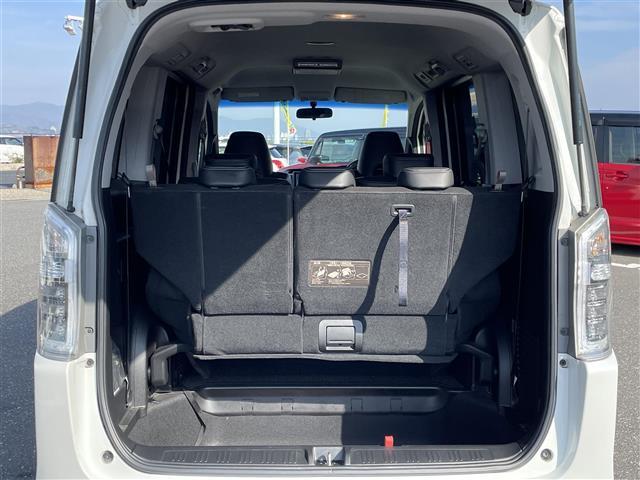 ステップワゴンスパーダ Ｚ　クールスピリット　純正ナビ・フルセグテレビ・バックカメラ・両側パワースライドドア・クルーズコントロール・ウィンカーミラー・パドルシフト・横滑り防止装置・オートライト・ドアバイザー・純正フロアマット・ＥＴＣ・純正ＡＷ（25枚目）