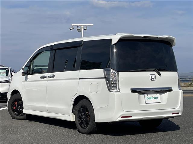 ステップワゴンスパーダ Ｚ　クールスピリット　純正ナビ・フルセグテレビ・バックカメラ・両側パワースライドドア・クルーズコントロール・ウィンカーミラー・パドルシフト・横滑り防止装置・オートライト・ドアバイザー・純正フロアマット・ＥＴＣ・純正ＡＷ（43枚目）