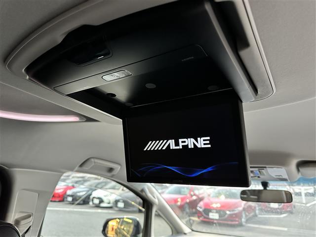 アルファード 2.5S 後席モニター・社外SDナビ・フルセグTV・両側パワスラ・冬用タイヤ・コーナーセンサー・7人乗り・バックカメラ・オットマン・ウィンカーミラー・電格ミラー・LEDヘッドライト・ETC・衝突軽減ブレーキ(3枚目)