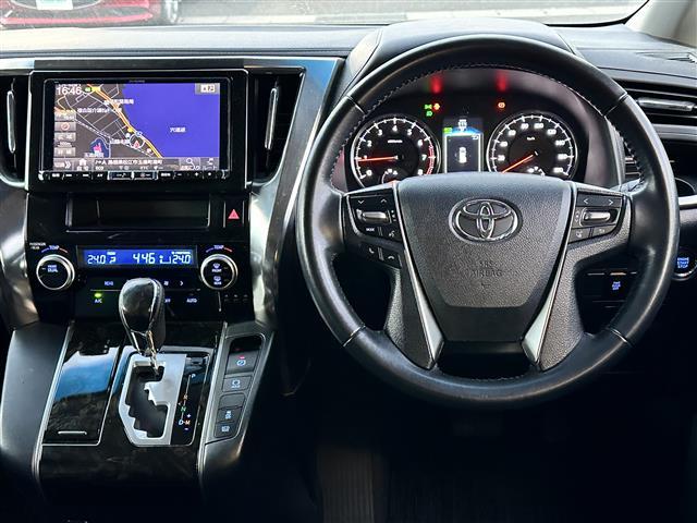 アルファード 2.5S 後席モニター・社外SDナビ・フルセグTV・両側パワスラ・冬用タイヤ・コーナーセンサー・7人乗り・バックカメラ・オットマン・ウィンカーミラー・電格ミラー・LEDヘッドライト・ETC・衝突軽減ブレーキ(13枚目)