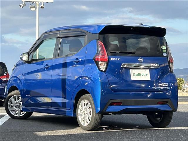 デイズ ハイウェイスター　Ｘ　プロパイロットエディション　純正ナビ・アラウンドビュー・フルセグ・アイドリングストップ・プロパイロット・追従クルコン・レーンキープ・横滑り防止・衝突軽減・純正フロアマット・純正１４ＡＷ・前後コーナーセンサー・ＬＥＤライト・禁煙車（43枚目）