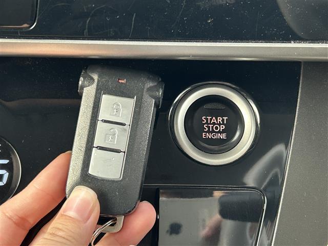 デイズルークス X Vセレクション+セーフティII カロッツェリアナビ・Bluetooth/AM/FM/CD/DVD・フルセグ・全周囲カメラ/バック/サイド/フロント・左パワスラ・横滑り防止・衝突軽減・プッシュスタート・スマートキー(スペアキー×1)(9枚目)