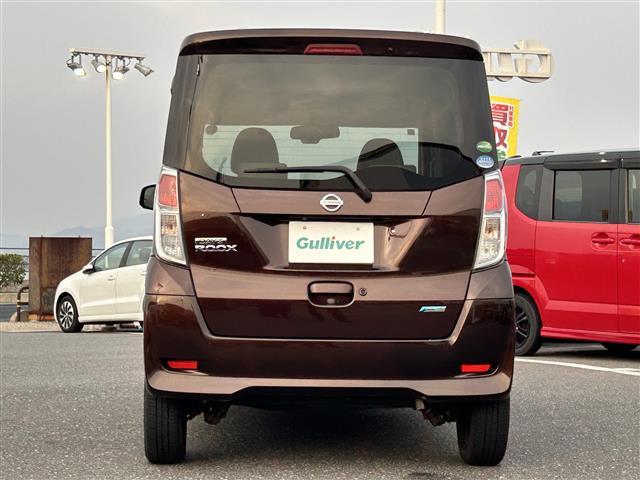 デイズルークス X Vセレクション+セーフティII カロッツェリアナビ・Bluetooth/AM/FM/CD/DVD・フルセグ・全周囲カメラ/バック/サイド/フロント・左パワスラ・横滑り防止・衝突軽減・プッシュスタート・スマートキー(スペアキー×1)(32枚目)