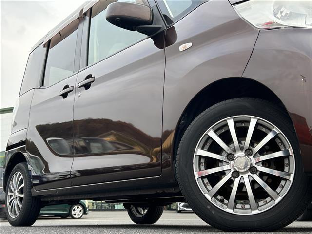 デイズルークス X Vセレクション+セーフティII カロッツェリアナビ・Bluetooth/AM/FM/CD/DVD・フルセグ・全周囲カメラ/バック/サイド/フロント・左パワスラ・横滑り防止・衝突軽減・プッシュスタート・スマートキー(スペアキー×1)(40枚目)