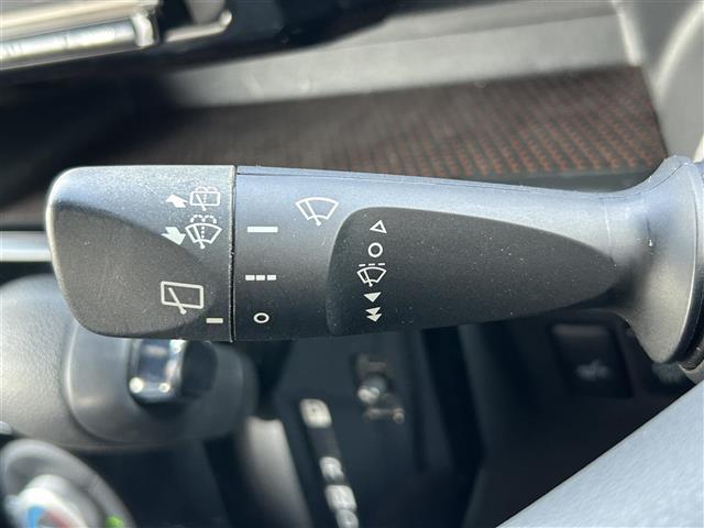 ウェイク Ｌ　レジャーエディションＳＡＩＩ　ワンオーナー・社外ナビ・フルセグテレビ・両側パワースライドドア・シートヒーター・衝突軽減システム・車線逸脱警報・コーナーセンサー・横滑り防止装置・オートライト・スペアキー・フォグランプ・取扱説明書（10枚目）