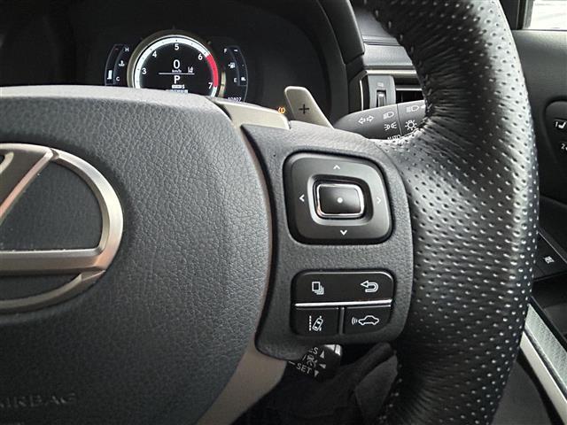 ＩＳ ＩＳ２００ｔ　バージョンＬ　純正ＳＤナビ【Ｂｌｕｅｔｏｏｔｈ／ＣＤ／ＤＶＤ】・クルーズコントロール【追従走行あり】・バックカメラ・オートライト・シートヒーター【Ｄ席／Ｎ席】・衝突被害軽減システム・パワーシート【Ｄ席／Ｎ席】（12枚目）