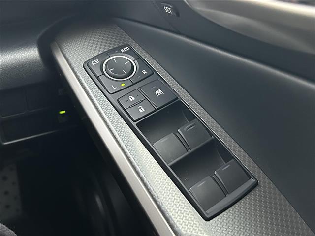 ＩＳ ＩＳ２００ｔ　バージョンＬ　純正ＳＤナビ【Ｂｌｕｅｔｏｏｔｈ／ＣＤ／ＤＶＤ】・クルーズコントロール【追従走行あり】・バックカメラ・オートライト・シートヒーター【Ｄ席／Ｎ席】・衝突被害軽減システム・パワーシート【Ｄ席／Ｎ席】（15枚目）