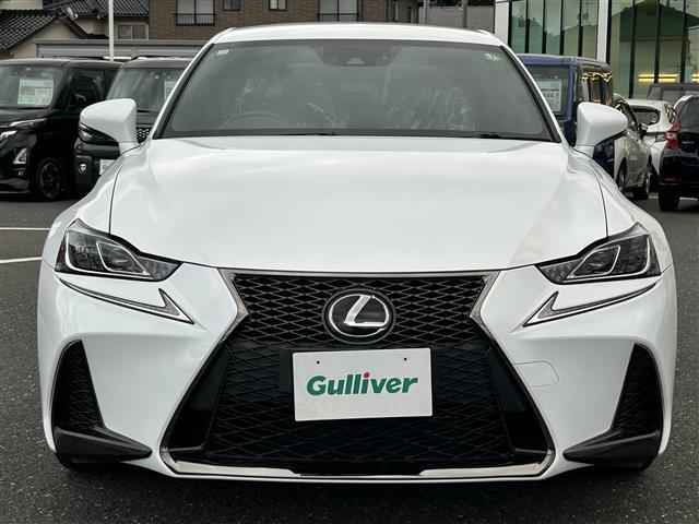 ＩＳ ＩＳ２００ｔ　バージョンＬ　純正ＳＤナビ【Ｂｌｕｅｔｏｏｔｈ／ＣＤ／ＤＶＤ】・クルーズコントロール【追従走行あり】・バックカメラ・オートライト・シートヒーター【Ｄ席／Ｎ席】・衝突被害軽減システム・パワーシート【Ｄ席／Ｎ席】（32枚目）