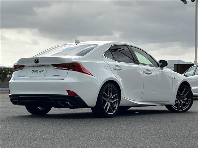 ＩＳ ＩＳ２００ｔ　バージョンＬ　純正ＳＤナビ【Ｂｌｕｅｔｏｏｔｈ／ＣＤ／ＤＶＤ】・クルーズコントロール【追従走行あり】・バックカメラ・オートライト・シートヒーター【Ｄ席／Ｎ席】・衝突被害軽減システム・パワーシート【Ｄ席／Ｎ席】（38枚目）