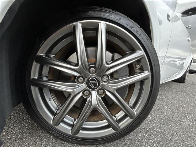 ＩＳ ＩＳ２００ｔ　バージョンＬ　純正ＳＤナビ【Ｂｌｕｅｔｏｏｔｈ／ＣＤ／ＤＶＤ】・クルーズコントロール【追従走行あり】・バックカメラ・オートライト・シートヒーター【Ｄ席／Ｎ席】・衝突被害軽減システム・パワーシート【Ｄ席／Ｎ席】（41枚目）