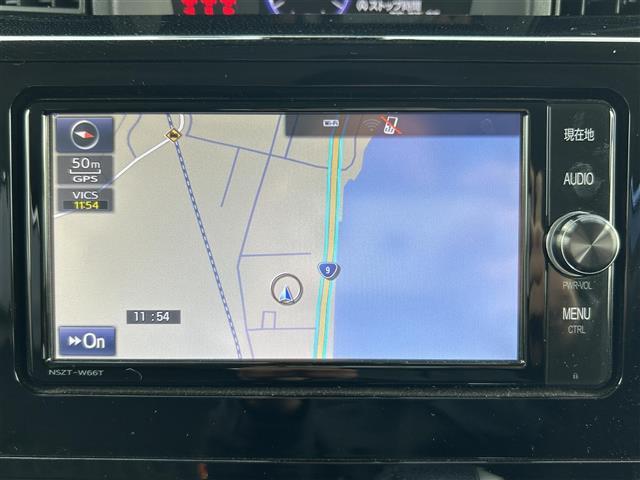 タンク カスタムG S ワンオーナー・純正ナビ・フルセグ・前後コーナーセンサー・バックカメラ・両側パワスラ・クルコン・レーンキープ・横滑り防止・衝突軽減・社外AW・純正フロアマット・オートライト・LEDヘッドライト・禁煙車(3枚目)