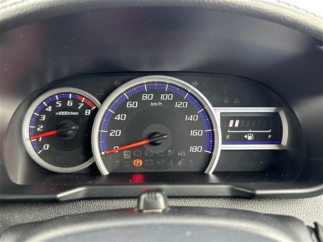 タンク カスタムG S ワンオーナー・純正ナビ・フルセグ・前後コーナーセンサー・バックカメラ・両側パワスラ・クルコン・レーンキープ・横滑り防止・衝突軽減・社外AW・純正フロアマット・オートライト・LEDヘッドライト・禁煙車(6枚目)