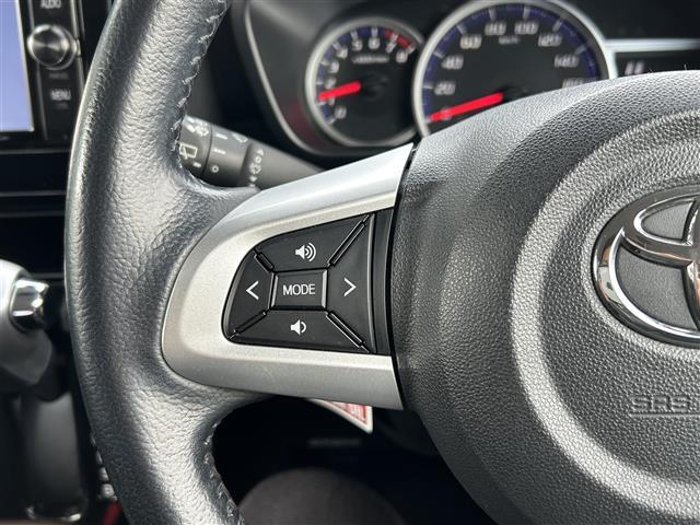 タンク カスタムG S ワンオーナー・純正ナビ・フルセグ・前後コーナーセンサー・バックカメラ・両側パワスラ・クルコン・レーンキープ・横滑り防止・衝突軽減・社外AW・純正フロアマット・オートライト・LEDヘッドライト・禁煙車(9枚目)