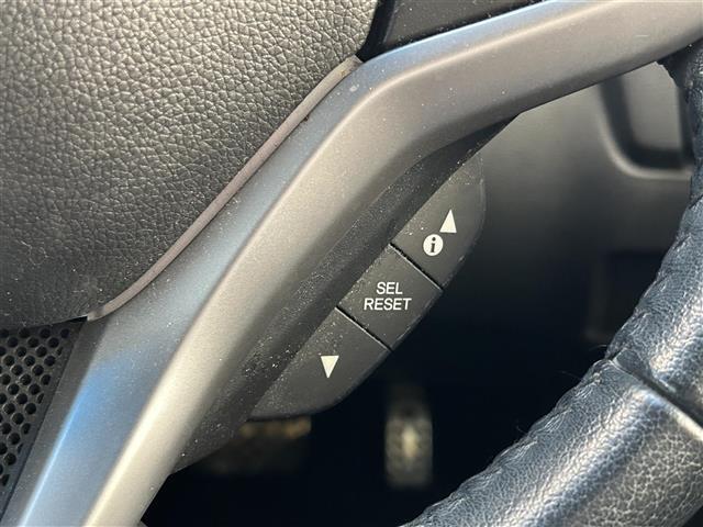 フィットハイブリッド Sパッケージ 純正ナビ・フルセグ・HDMI・バックカメラ・ETC・LEDヘッドライト・フォグ・プッシュスタート・あんしんパッケージ・純正フロアマット・純正16インチAW・ウィンカーミラー・ドアバイザー・パドルシフト(14枚目)