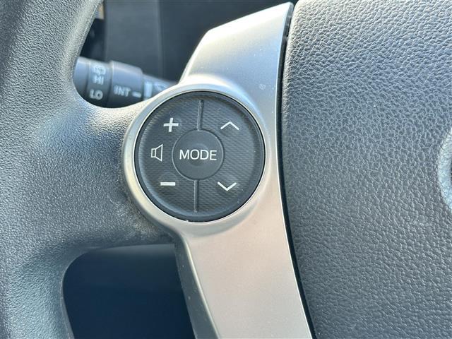 アクア S 純正ナビ・Bluetooth・バックカメラ・ウィンカーミラー・フォグランプ・スマートキー・スペアキー・純正フロアマット・横滑り防止装置・ビルドインETC・禁煙車・ワンオーナー・取扱説明書・保証書(11枚目)