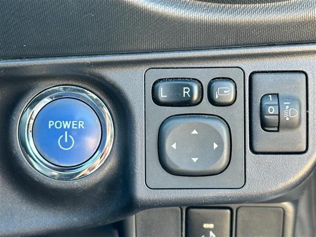 アクア S 純正ナビ・Bluetooth・バックカメラ・ウィンカーミラー・フォグランプ・スマートキー・スペアキー・純正フロアマット・横滑り防止装置・ビルドインETC・禁煙車・ワンオーナー・取扱説明書・保証書(17枚目)