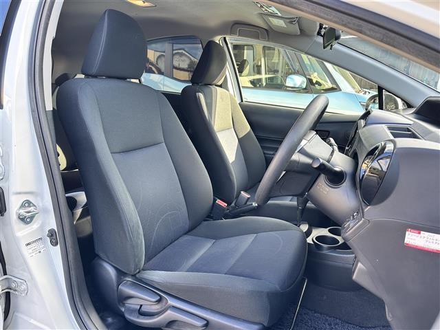 アクア S 純正ナビ・Bluetooth・バックカメラ・ウィンカーミラー・フォグランプ・スマートキー・スペアキー・純正フロアマット・横滑り防止装置・ビルドインETC・禁煙車・ワンオーナー・取扱説明書・保証書(21枚目)