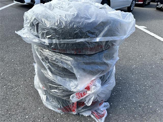 アクア S 純正ナビ・Bluetooth・バックカメラ・ウィンカーミラー・フォグランプ・スマートキー・スペアキー・純正フロアマット・横滑り防止装置・ビルドインETC・禁煙車・ワンオーナー・取扱説明書・保証書(41枚目)