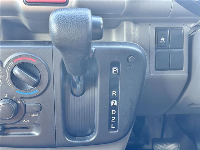 エブリイ ジョインターボ ワンオーナー・純正ナビ・フルセグ・リモコンキー・純正フロアマット・両側スライドドア・コーナーセンサー・レーンキープ・横滑り防止・衝突軽減・運転席/助手席エアバッグ・社外AW・禁煙車・取扱説明書・保証書(7枚目)