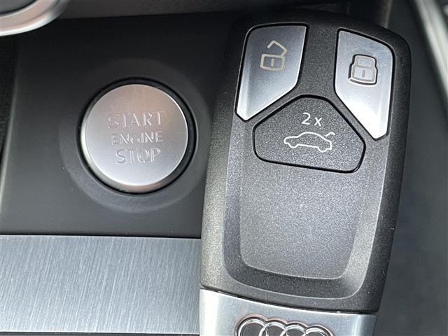 Q5 40TDIクワトロ スポーツ ワンオーナー・純正ナビ・全周囲カメラ・パーキングアシスト・パドルシフト・追従クルーズコントロール・ETC2.0・全席シートヒーター・電動リアゲート・衝突軽減・レーンキープアシスト・メモリシート(7枚目)