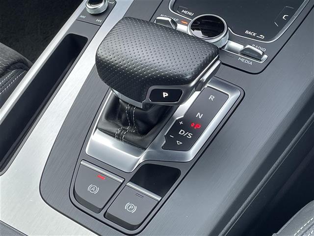 Q5 40TDIクワトロ スポーツ ワンオーナー・純正ナビ・全周囲カメラ・パーキングアシスト・パドルシフト・追従クルーズコントロール・ETC2.0・全席シートヒーター・電動リアゲート・衝突軽減・レーンキープアシスト・メモリシート(9枚目)