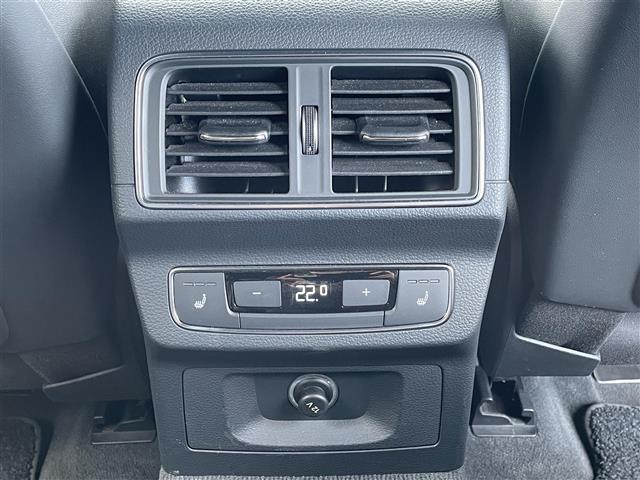 Q5 40TDIクワトロ スポーツ ワンオーナー・純正ナビ・全周囲カメラ・パーキングアシスト・パドルシフト・追従クルーズコントロール・ETC2.0・全席シートヒーター・電動リアゲート・衝突軽減・レーンキープアシスト・メモリシート(19枚目)