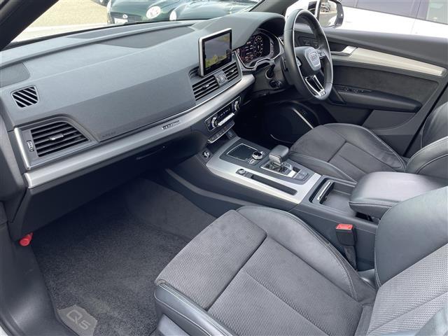 Q5 40TDIクワトロ スポーツ ワンオーナー・純正ナビ・全周囲カメラ・パーキングアシスト・パドルシフト・追従クルーズコントロール・ETC2.0・全席シートヒーター・電動リアゲート・衝突軽減・レーンキープアシスト・メモリシート(23枚目)