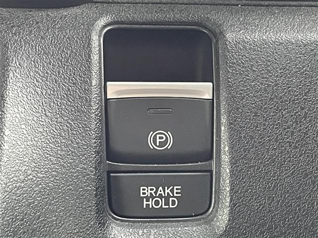 N-BOXカスタム ターボコーディネートスタイル ワンオーナー・ホンダセンシング・純正ナビ・フルセグテレビ・バックカメラ・両側パワースライドドア・追従型クルーズコントロール・レーンキープアシスト・ブレーキホールド・衝突軽減システム・ETC・ドラレコ(9枚目)