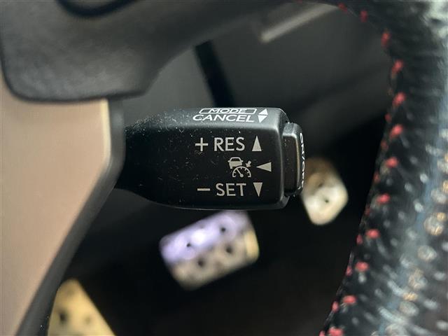 NX NX300h Fスポーツ 純正メーカーナビ・フルセグTV・Bluetooth・横滑り防止装置・レーンキープアシスト・衝突被害軽減ブレーキ・ETC2.0・18インチ純正アルミ・バックカメラ・カーテンエアバッグ・ドライブレコーダー(14枚目)