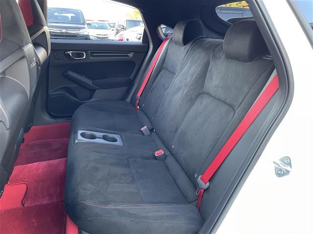 シビック タイプＲ　ワンオーナー・６速ＭＴ車・純正ナビ・バックカメラ・フルセグテレビ・ホンダセンシング・追従型クルーズコントロール・レーンキープアシスト・ブラインドスポットモニター・ＬＥＤヘッドライト・ＥＴＣ２．０（26枚目）