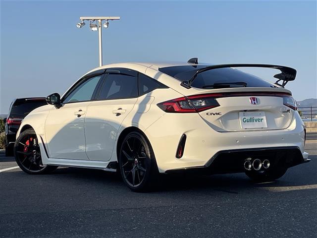 シビック タイプＲ　ワンオーナー・６速ＭＴ車・純正ナビ・バックカメラ・フルセグテレビ・ホンダセンシング・追従型クルーズコントロール・レーンキープアシスト・ブラインドスポットモニター・ＬＥＤヘッドライト・ＥＴＣ２．０（43枚目）