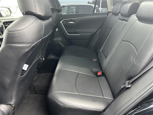ＲＡＶ４ Ｘ　純正ナビ・フルセグＴＶ・クルーズコントロール（追従走行）・バックカメラ・コーナーセンサー前後・社外フルエアロ（ＲＯＷＥＮ）・ブラインドスポットモニター・レーンキープアシストオートマチックハイビーム（27枚目）