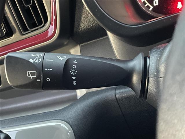 ブーン スタイル SAIII ワンオーナー・純正ナビ(BT・TV・CD・DVD・FM・AM)・前後コーナーセンサー・アイドリングストップ・衝突被害軽減システム・横滑り防止装置・スペアキー・オートハイビーム・プッシュスタート・禁煙車(11枚目)