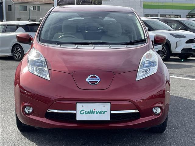 リーフ Ｘ（３０ｋｗｈ）　純正ナビ・バックカメラ・充電ケーブル・シートヒーター・ステアリングヒーター・衝突軽減システム・横滑り防止装・ＥＴＣ・電動格納ミラー・スペアキー・スマートキー・プッシュスタート・取扱説明書・ＬＥＤ（28枚目）