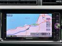 アクア Ｇ　Ｇ’ｓ　社外ナビ☆ＣＤ／ＤＶＤ／ＤＴＶ／Ｂｌｕｅｔｏｏｔｈ☆スマートキー☆プッシュスタート　☆ＬＥＤオートライト☆Ｇｓ専用アルミホイール☆Ｇｓ専用シート☆ＥＴＣ☆ドアバイザー（3枚目）