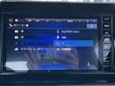 オーラ ニスモ　純正ナビ　ＡＭ／ＦＭ／ＵＳＢ／ＢＴ／ＨＤＭＩ　フルセグＴＶ　ＮＩＳＭＯエアロ装着車　ＮＩＳＭＯ仕様ステアリング　ＮＩＳＭＯ仕様シート　ドライブレコーダー　衝突軽減ブレーキ　車線逸脱防止　全方位カメラ（6枚目）