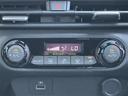 オーラ ニスモ　純正ナビ　ＡＭ／ＦＭ／ＵＳＢ／ＢＴ／ＨＤＭＩ　フルセグＴＶ　ＮＩＳＭＯエアロ装着車　ＮＩＳＭＯ仕様ステアリング　ＮＩＳＭＯ仕様シート　ドライブレコーダー　衝突軽減ブレーキ　車線逸脱防止　全方位カメラ（7枚目）