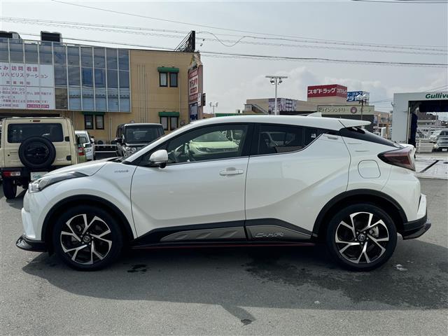 Ｃ－ＨＲ Ｇ　禁煙車　純正ＳＤナビ　ＣＤ　フルセグ　バックカメラ　ビルトインＥＴＣ２．０　衝突軽減ブレーキ　レーンキープアシスト　前後コーナーセンサー　ＢＳＭ　ＬＥＤヘッドライト　フルエアロ　スマートキー（39枚目）