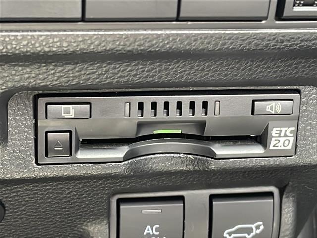 カローラクロス ハイブリッド　Ｚ　禁煙車　トヨタセーフティセンス　純正ナビ　フルセグＴＶ　ＣＤ　ＤＶＤ　Ｂｌｕｅｔｏｏｔｈ　全方位カメラ　ＢＳＭ　ＡＣ１００Ｖ　モデリスタアルミ　ルーフレール　パワーバックドア　保証書　取り扱い説明書（20枚目）