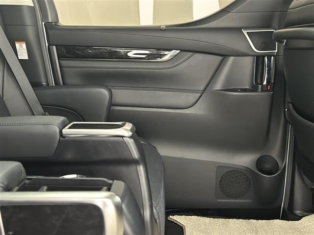 ヴェルファイア 2.5Z Gエディション ツインムーンルーフ トヨタセーフティセンス プリクラッシュセーフティ レーンディパーチャーアラート オートマチックハイビーム ロードサインアシスト 先行車発進告知 レーダークルーズ オットマン ETC(35枚目)