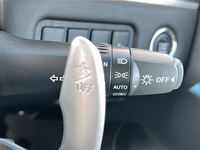 デリカＤ：５ シャモニー　登録済未使用車　ＡＬＰＩＮＥ１１型ナビ　ＡＩＰＩＮＥ１２．８型後席モニター　全周囲カメラ　両側電動　ＢＳＭ　ハンドルヒーター　パワーバックドア　シートヒーター　ＡＣ１００Ｖ充電　ＵＳＢ　ＬＥＤ　禁煙車（15枚目）