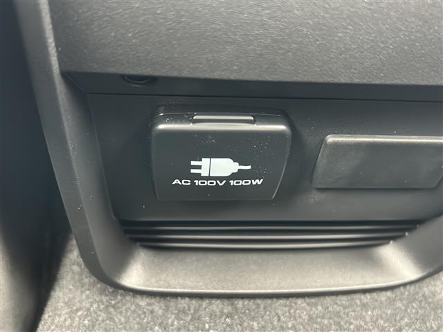 デリカＤ：５ シャモニー　登録済未使用車　ＡＬＰＩＮＥ１１型ナビ　全周囲　ＢＳＭ　ＡＣ１００Ｖ充電　ＵＳＢ　スペアキー　ハンドルヒーター　シートヒーター　パワーシート　パワーバックドア　両側電動　ＬＥＤ　オートハイビーム　禁煙（9枚目）