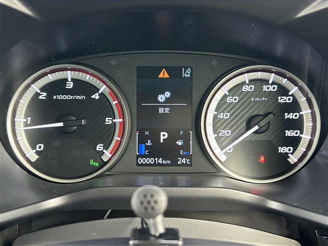 デリカＤ：５ シャモニー　登録済未使用車　ＡＬＰＩＮＥ１１型ナビ　全周囲　ＢＳＭ　ＡＣ１００Ｖ充電　ＵＳＢ　スペアキー　ハンドルヒーター　シートヒーター　パワーシート　パワーバックドア　両側電動　ＬＥＤ　オートハイビーム　禁煙（13枚目）