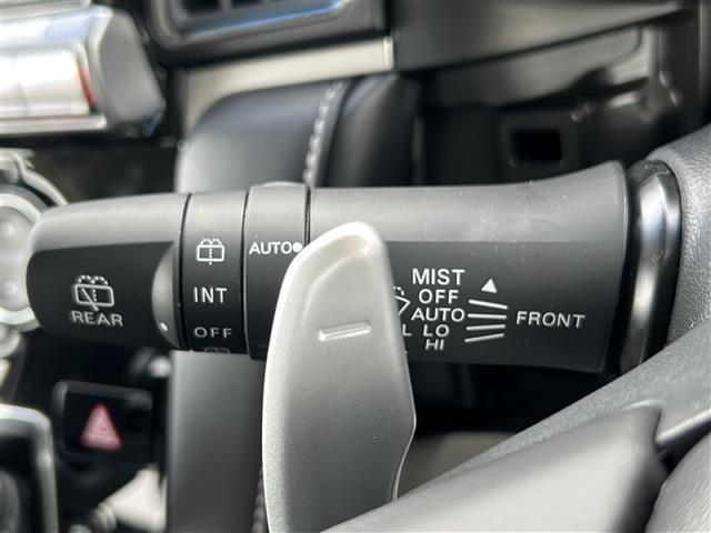 デリカＤ：５ シャモニー　登録済未使用車　ＡＬＰＩＮＥ１１型ナビ　全周囲　ＢＳＭ　ＡＣ１００Ｖ充電　ＵＳＢ　スペアキー　ハンドルヒーター　シートヒーター　パワーシート　パワーバックドア　両側電動　ＬＥＤ　オートハイビーム　禁煙（18枚目）