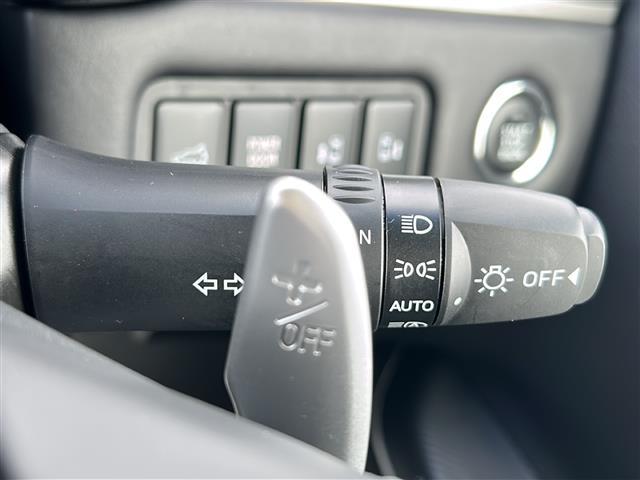 デリカＤ：５ シャモニー　登録済未使用車　ＡＬＰＩＮＥ１１型ナビ　全周囲　ＢＳＭ　ＡＣ１００Ｖ充電　ＵＳＢ　スペアキー　ハンドルヒーター　シートヒーター　パワーシート　パワーバックドア　両側電動　ＬＥＤ　オートハイビーム　禁煙（19枚目）