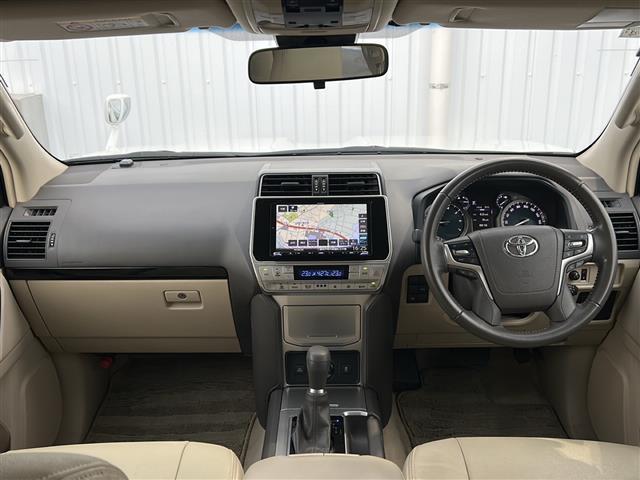 ランドクルーザープラド ＴＸ　社外９型ナビ　バックカメラ　サンルーフ　ビルトインＥＴＣ　スペアキー　前後コーナーセンサー　レーダークルーズコントロール　レーンキープアシスト　純正フロアマット　ＬＥＤ　オートハイビーム　禁煙車（2枚目）