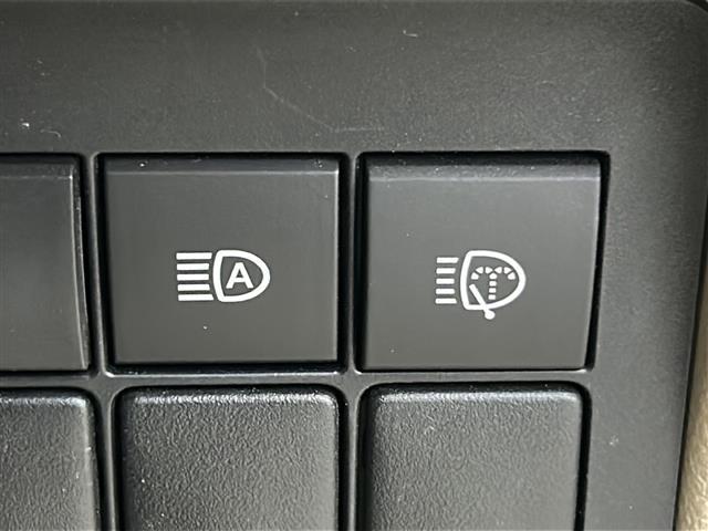 ランドクルーザープラド ＴＸ　社外９型ナビ　バックカメラ　サンルーフ　ビルトインＥＴＣ　スペアキー　前後コーナーセンサー　レーダークルーズコントロール　レーンキープアシスト　純正フロアマット　ＬＥＤ　オートハイビーム　禁煙車（18枚目）