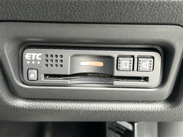 ステップワゴンスパーダ スパーダハイブリッド　Ｇ　ホンダセンシング　純正ナビ　バックカメラ　純正フリップダウンモニター　ビルトインＥＴＣ　両側電動　前方ドラレコ　　コーナーセンサー　スペアキー　ＵＳＢ給電　レーダークルーズコントロール　ＬＥＤ　ウォークスルー　禁煙車（11枚目）